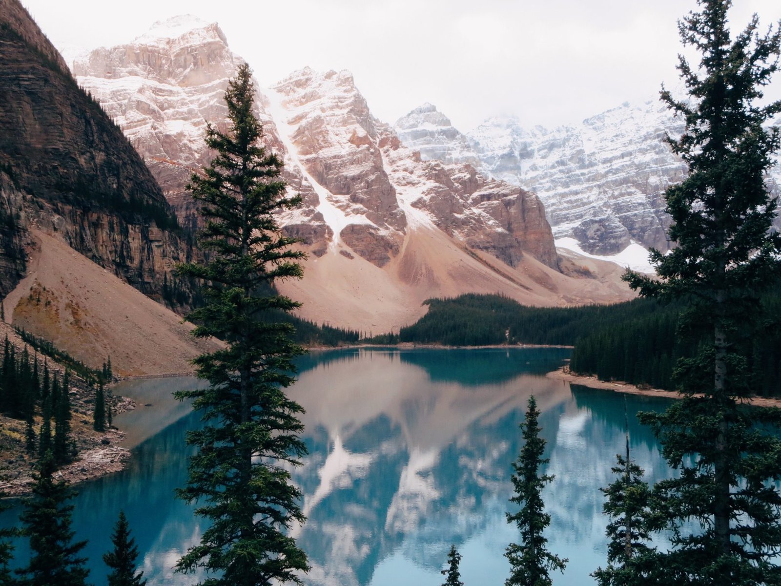 jana meerman moraine lake