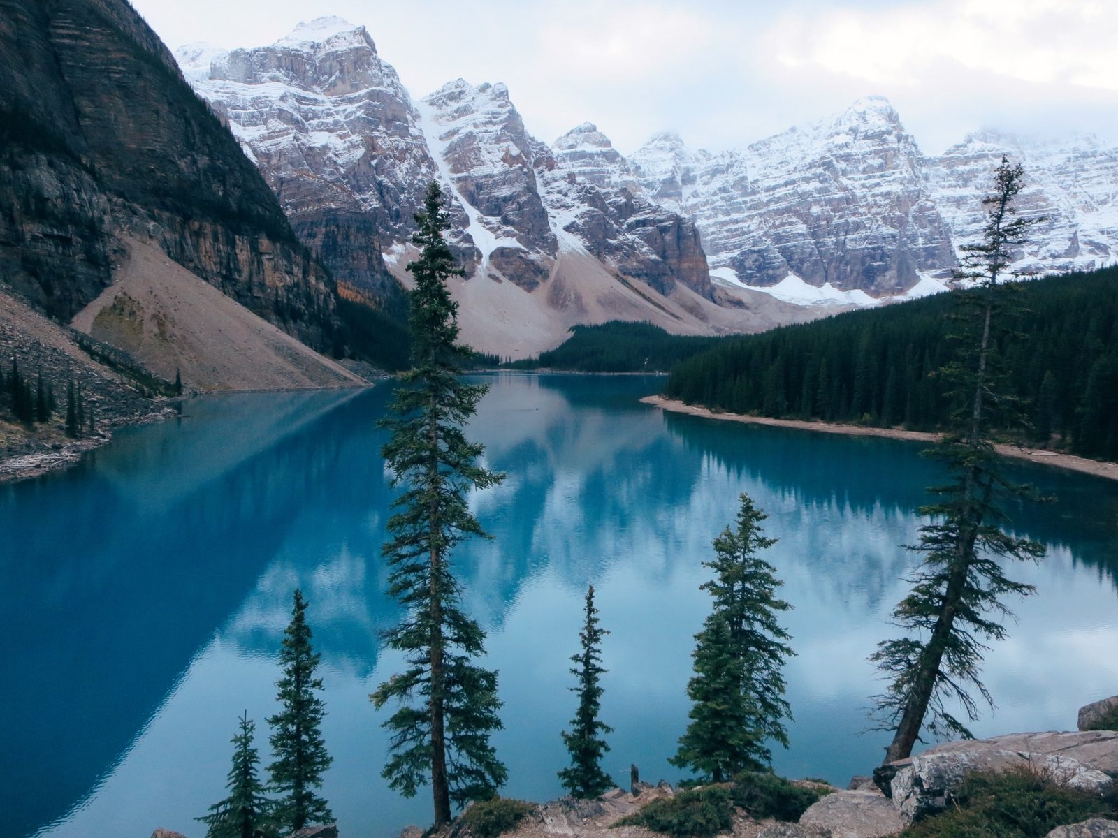 jana meerman moraine lake