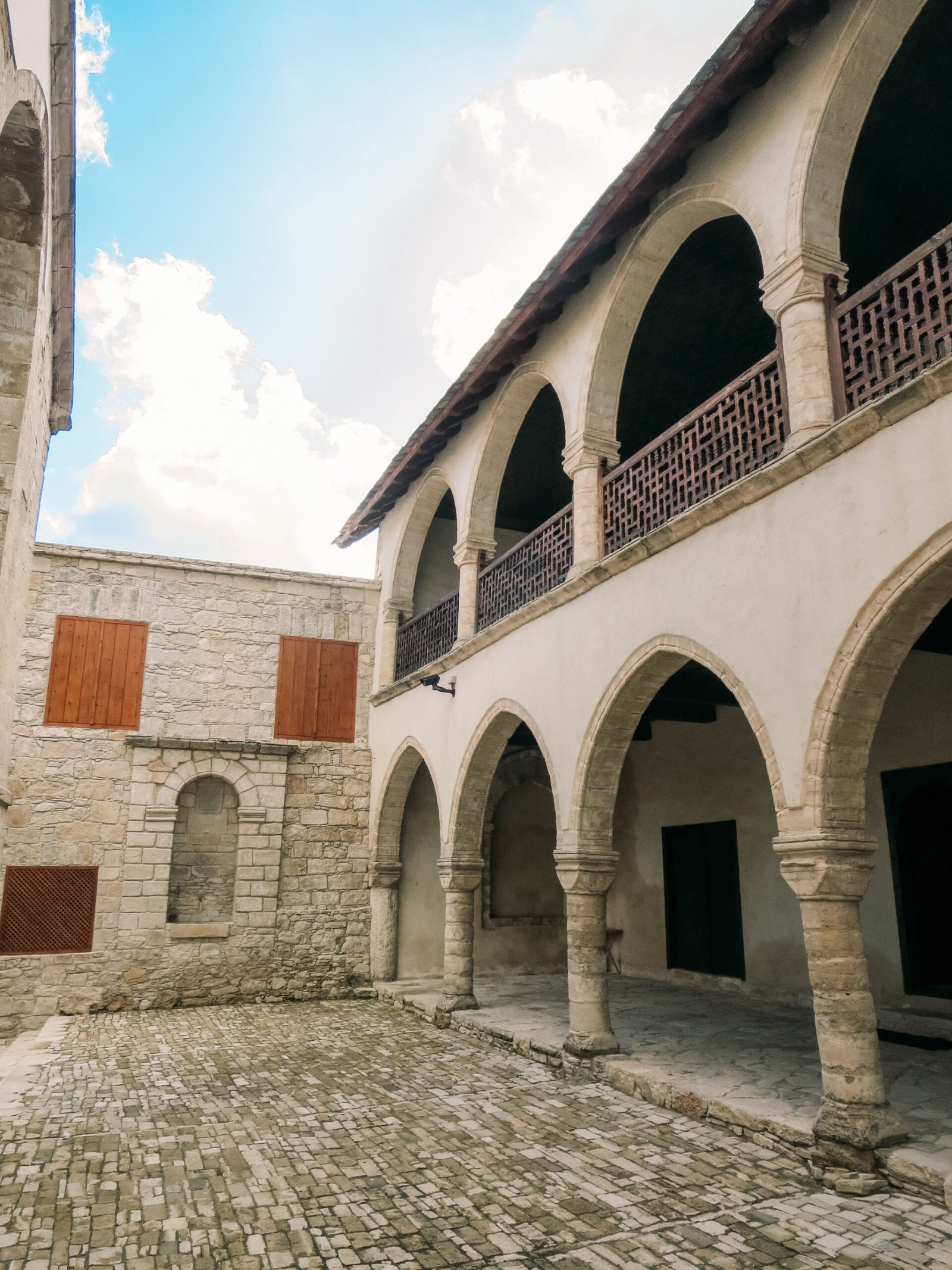 jana meerman omodos cyprus (6)