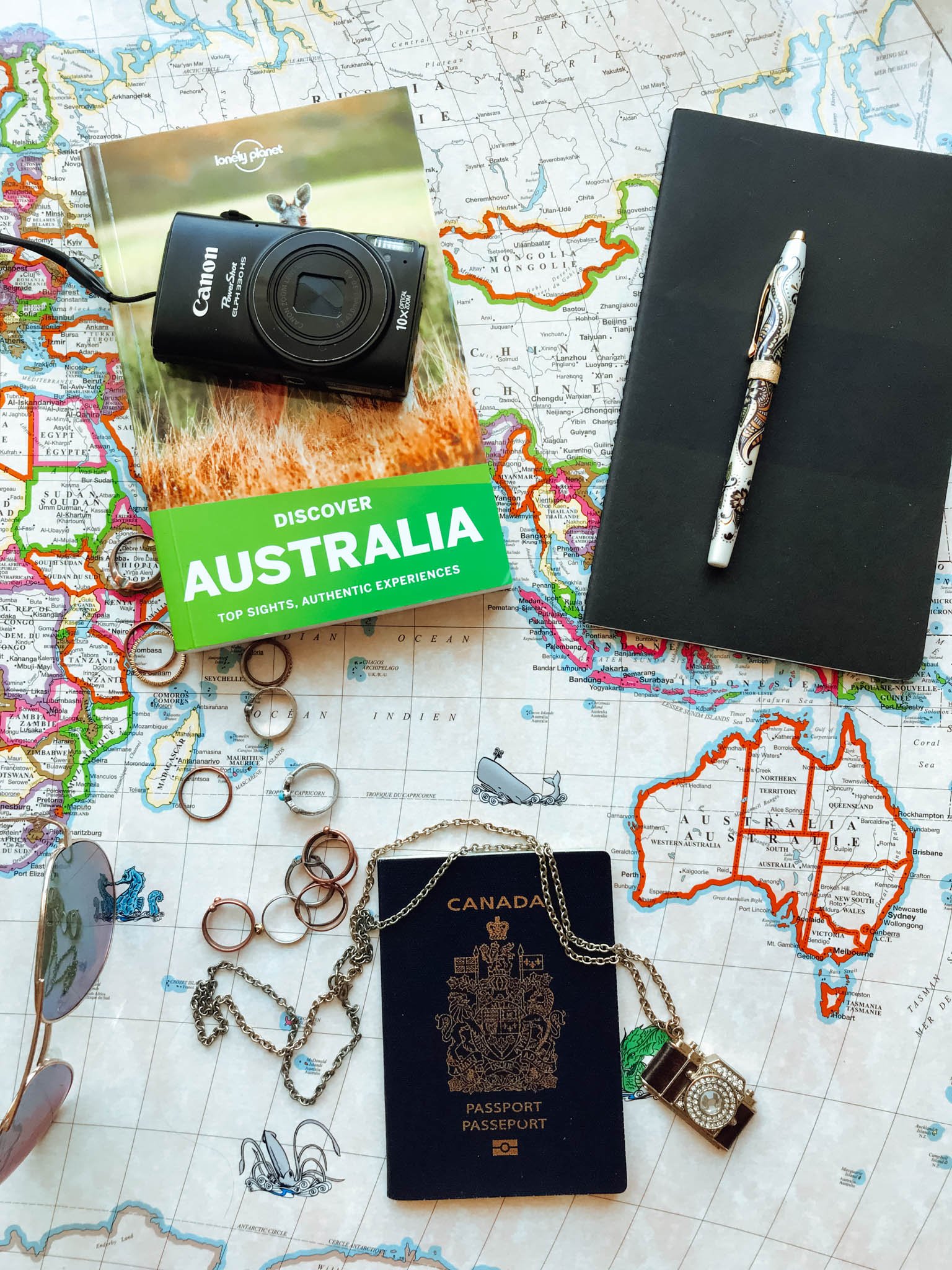 jana meerman australia flatlay lonely planet-4