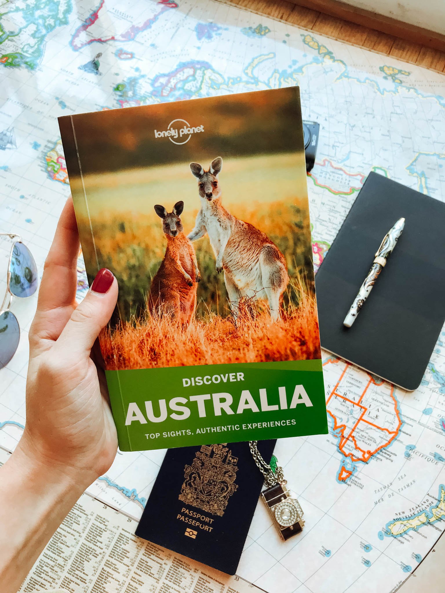 jana meerman australia flatlay lonely planet-5