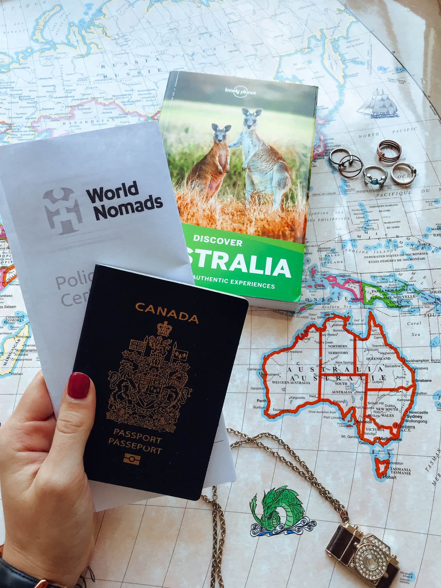 jana meerman australia flatlay lonely planet-7