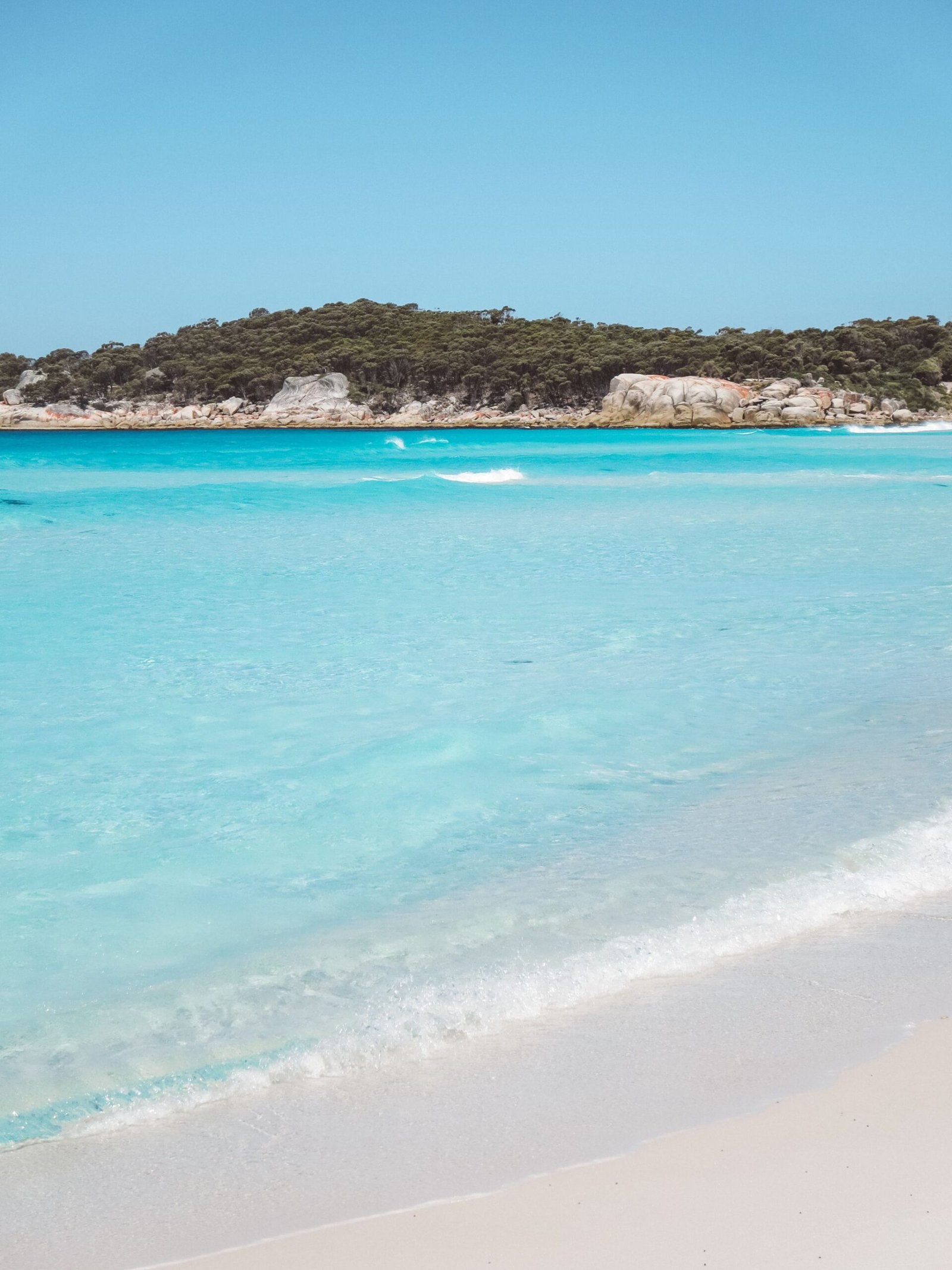 jana meerman bay of fires tasmania (14)