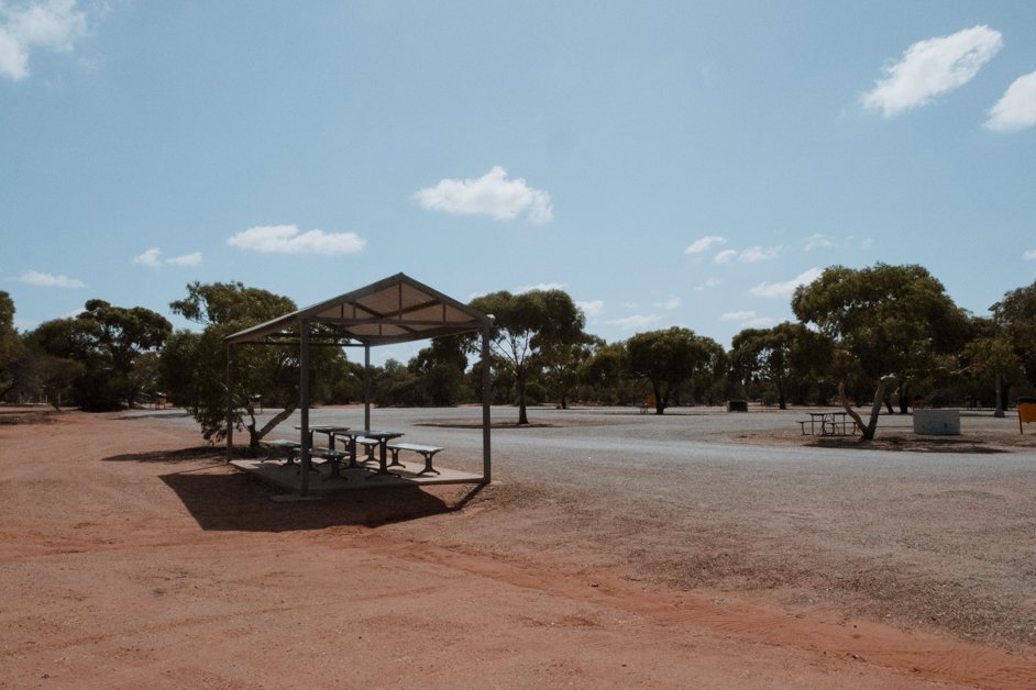 jana meerman nerren nerren rest stop australia-1