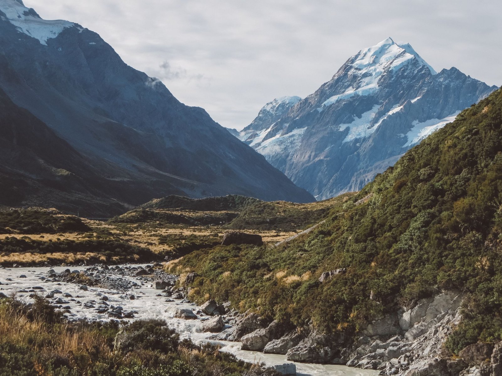 jana meerman hooker valley track mount cook (3)