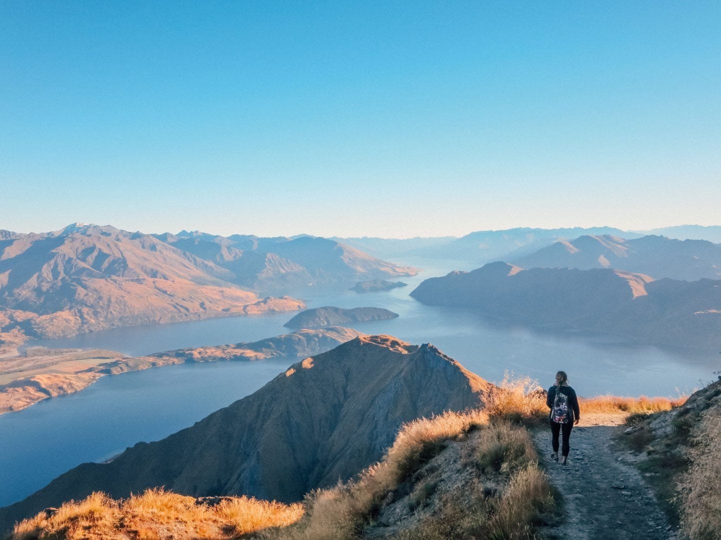 Hiking Roy's Peak in Wanaka, New Zealand | Jana Meerman