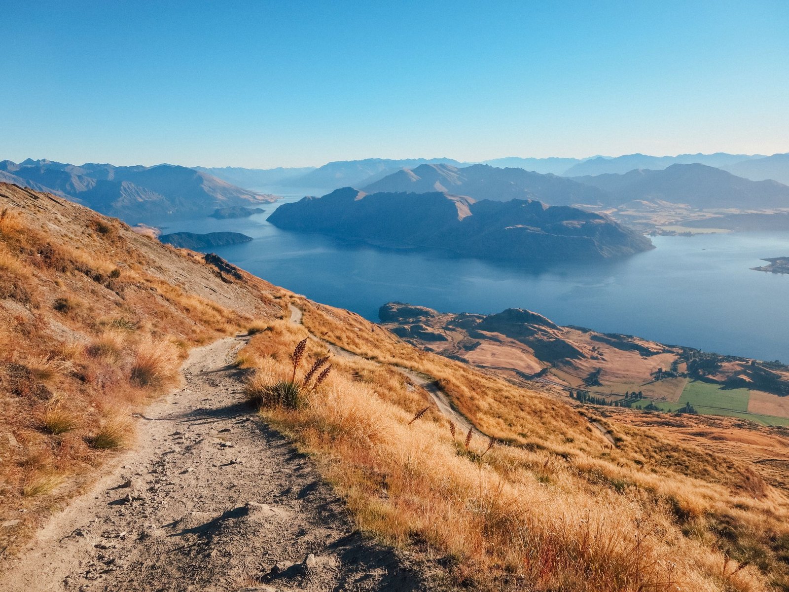 jana meerman roy's peak wanaka (4)