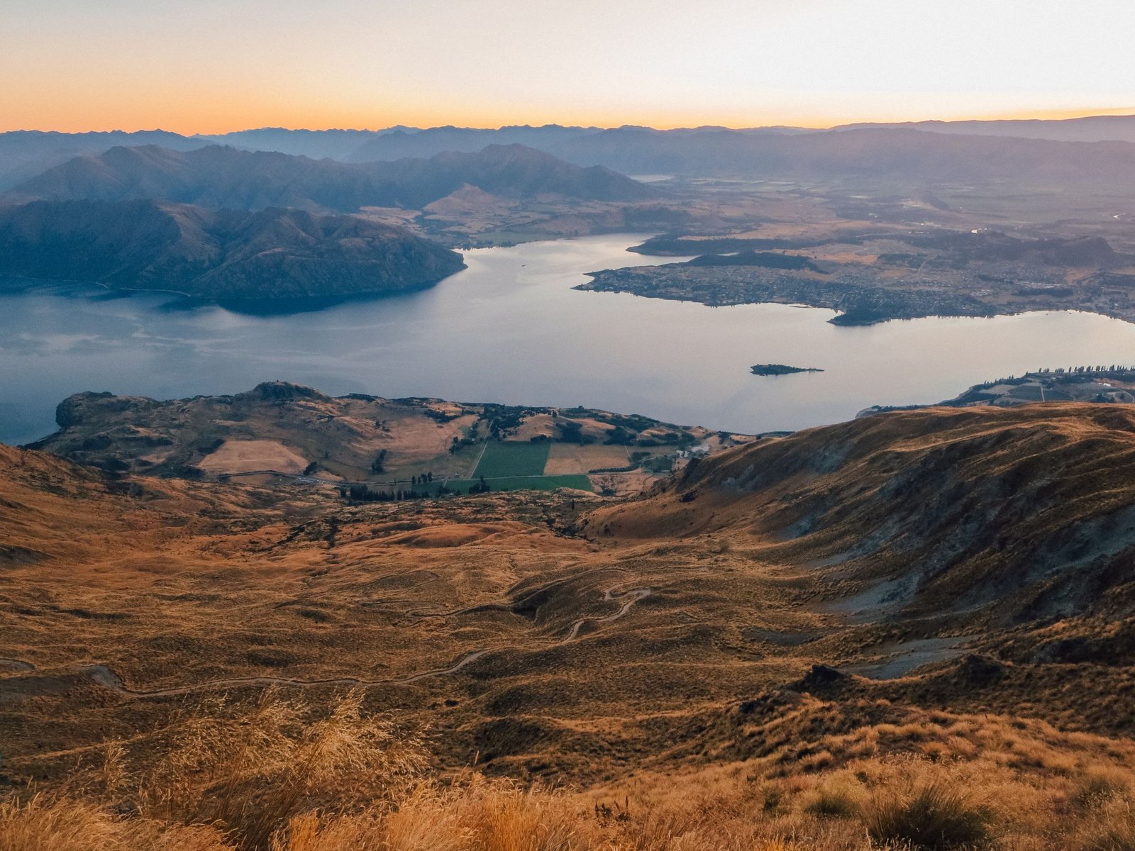 jana meerman roy's peak wanaka (4)