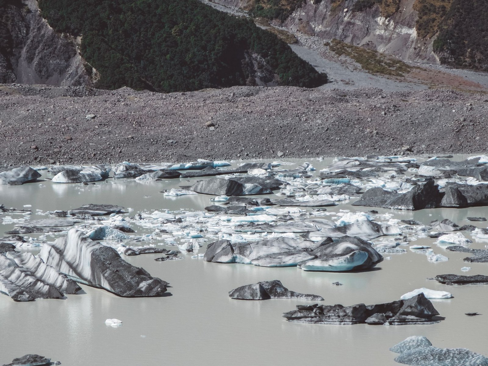 jana meerman tasman glacier mount cook (13)