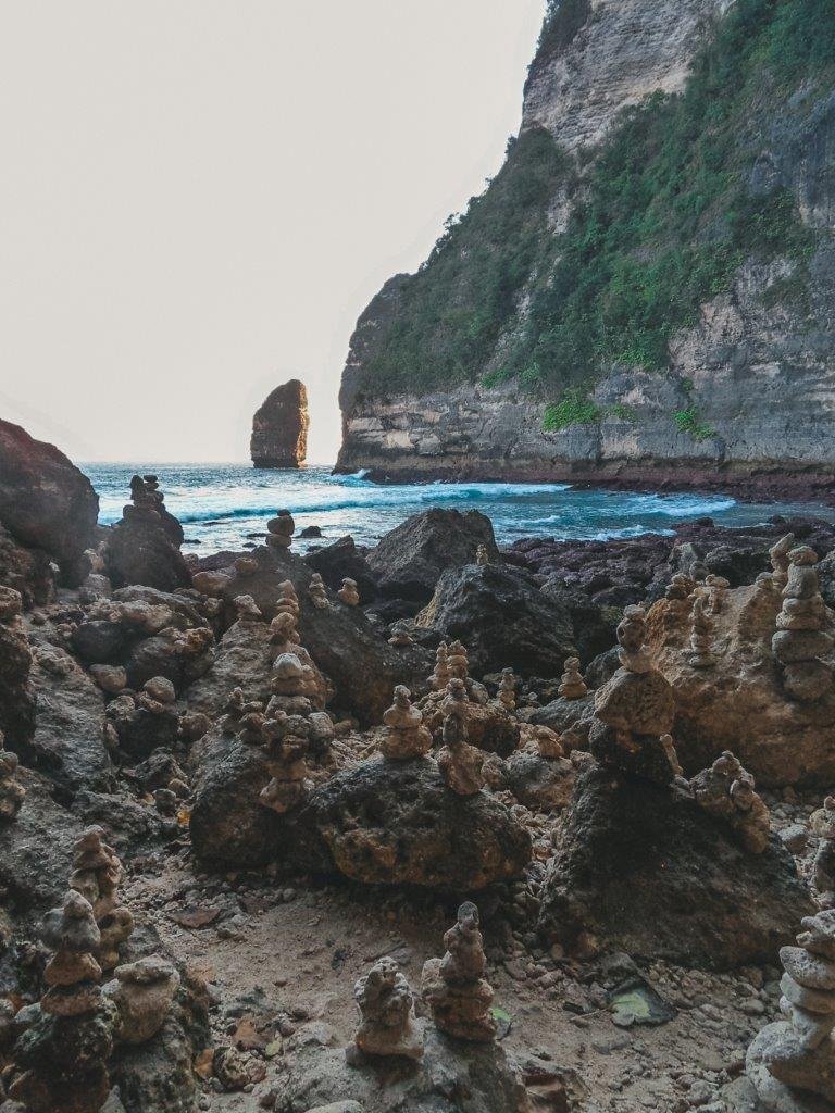 jana meerman tembeling natural pools nusa penida