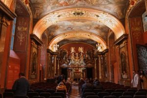 jana meerman mirror chapel klementinum prague