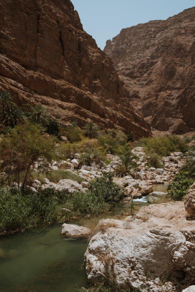 jana meerman wadi shab hike oman (11)