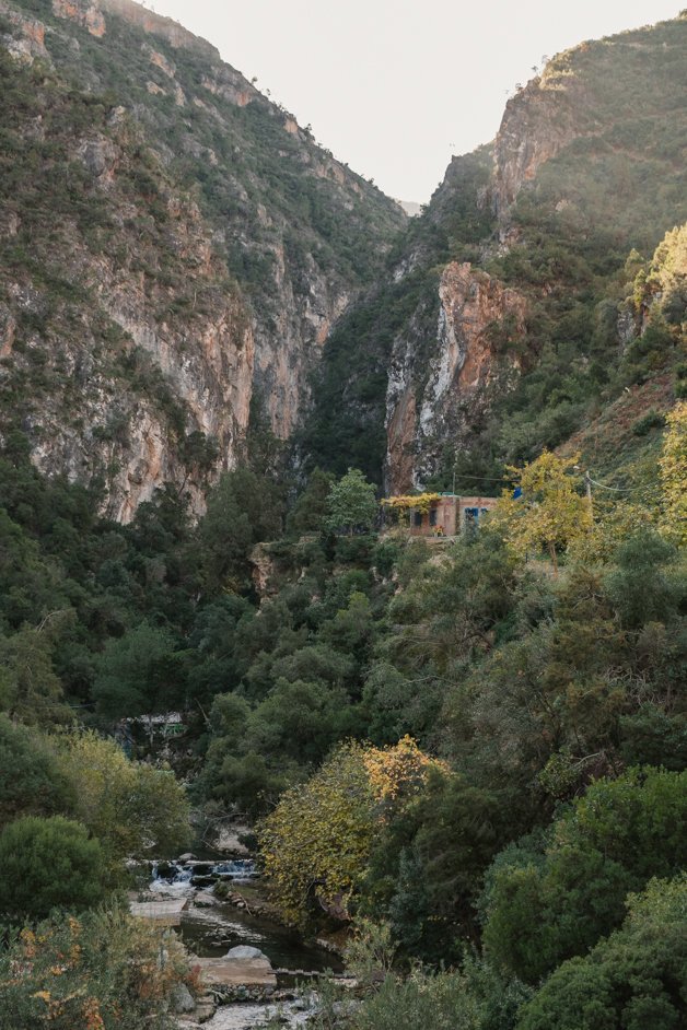 jana meerman akchour falls hike chefchaouen morocco rif mountains (1)