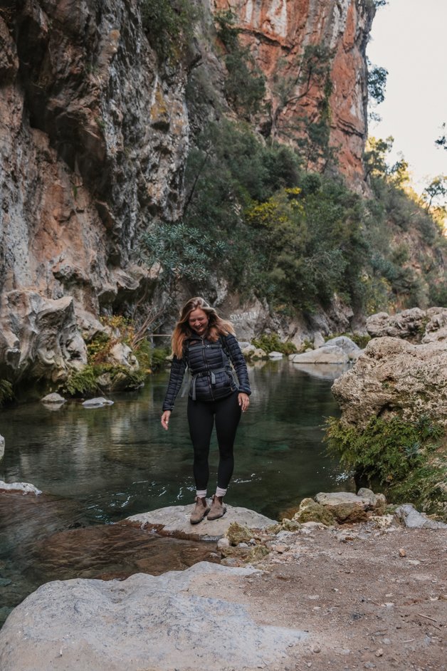 jana meerman akchour falls hike chefchaouen morocco rif mountains (19)