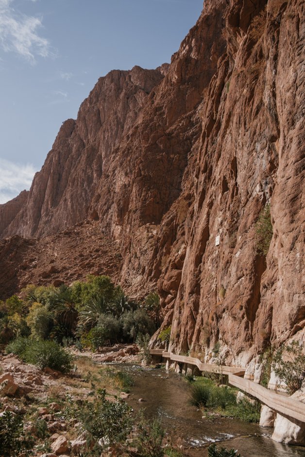 jana meerman todra gorge hike morocco (5)