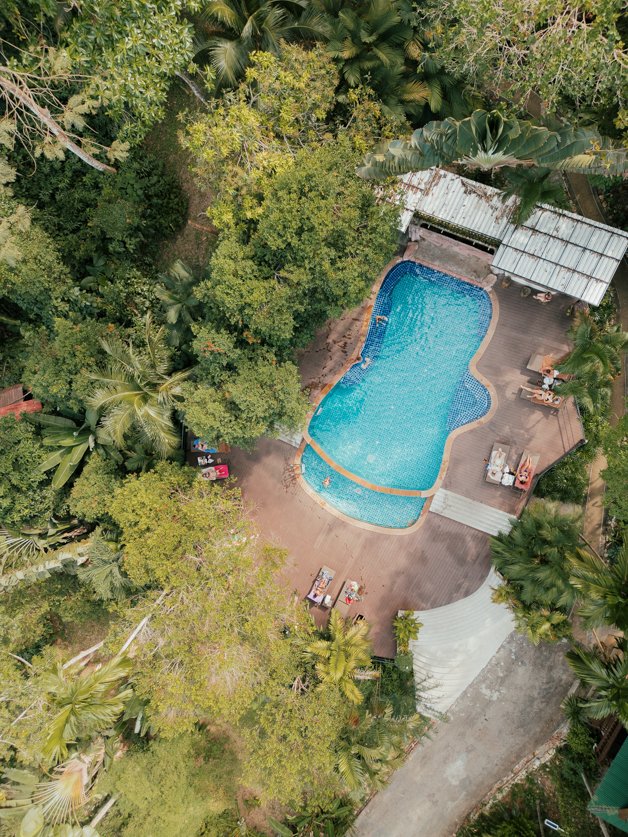 jana meerman ao nang cliff view resort hotel krabi thailand-3