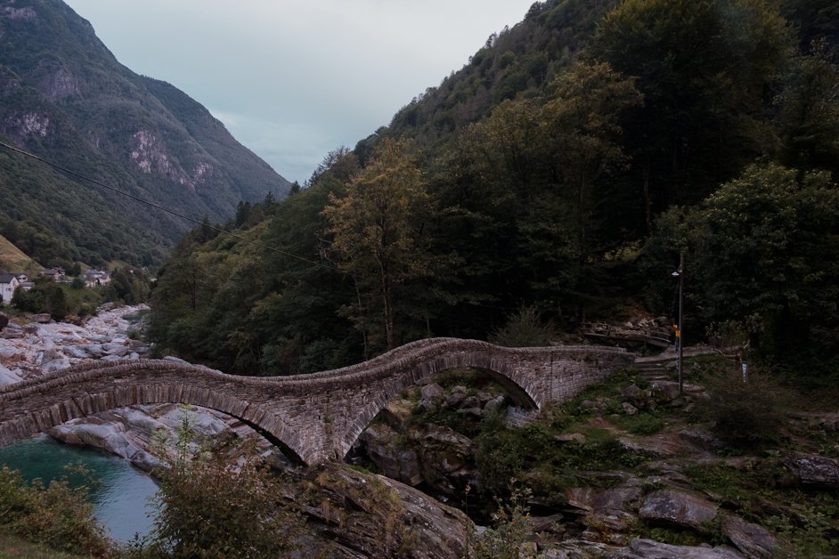 How to Visit the Ponte dei Salti