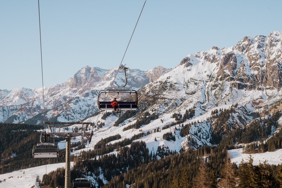 Skiing at Hochkönig