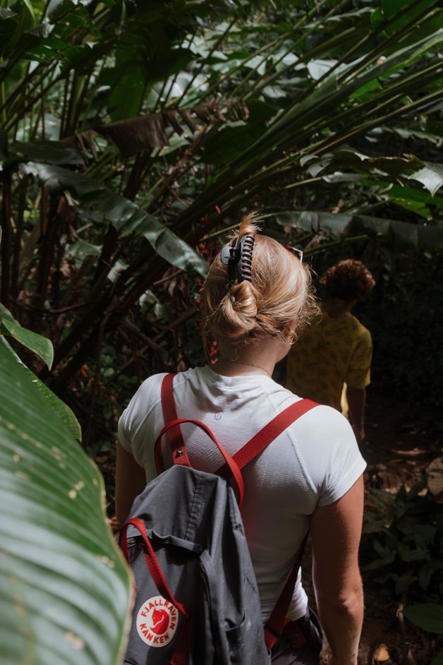 jana meerman bambuda lodge bocas del toro panama isla solarte hike-28