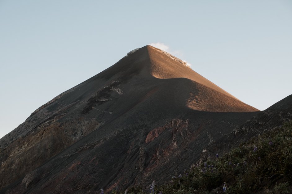 jana meerman acatenango fuego volcano hike guatemala-090