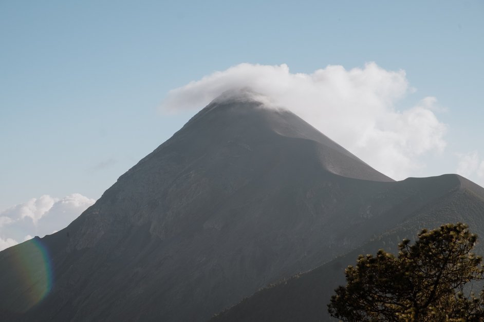 jana meerman acatenango fuego volcano hike guatemala-090