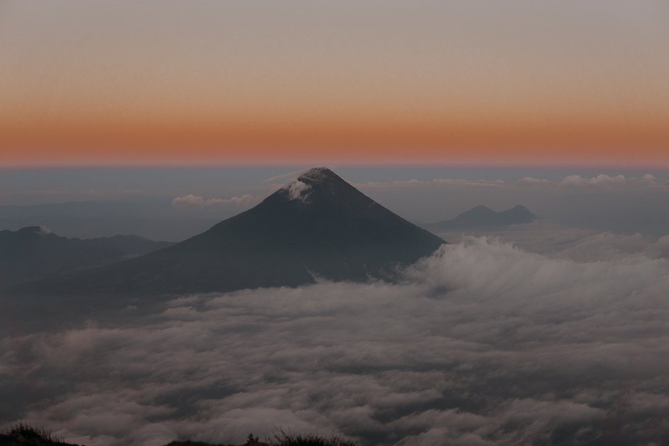 jana meerman acatenango fuego volcano hike guatemala (10)