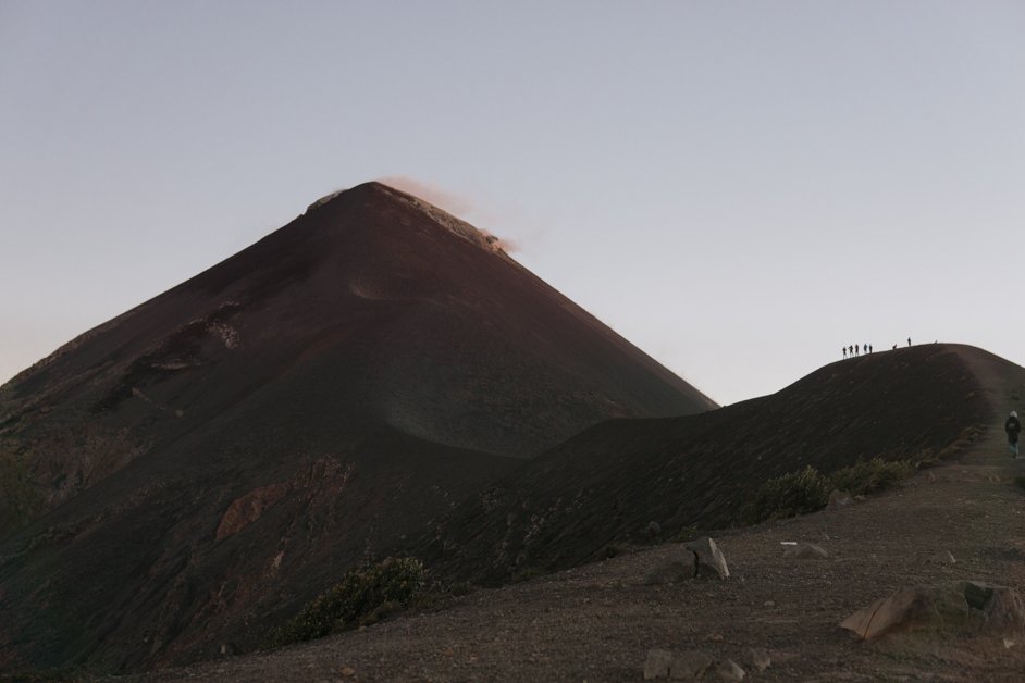 jana meerman acatenango fuego volcano hike guatemala-090