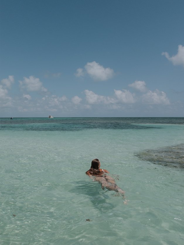 jana meerman caye caulker belize-143