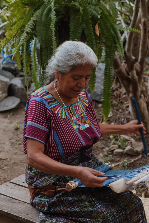jana meerman centro tina weaving class san juan lake atitlan guatemala-02
