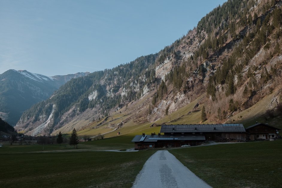 jana meerman schodersee lake hike austria-84