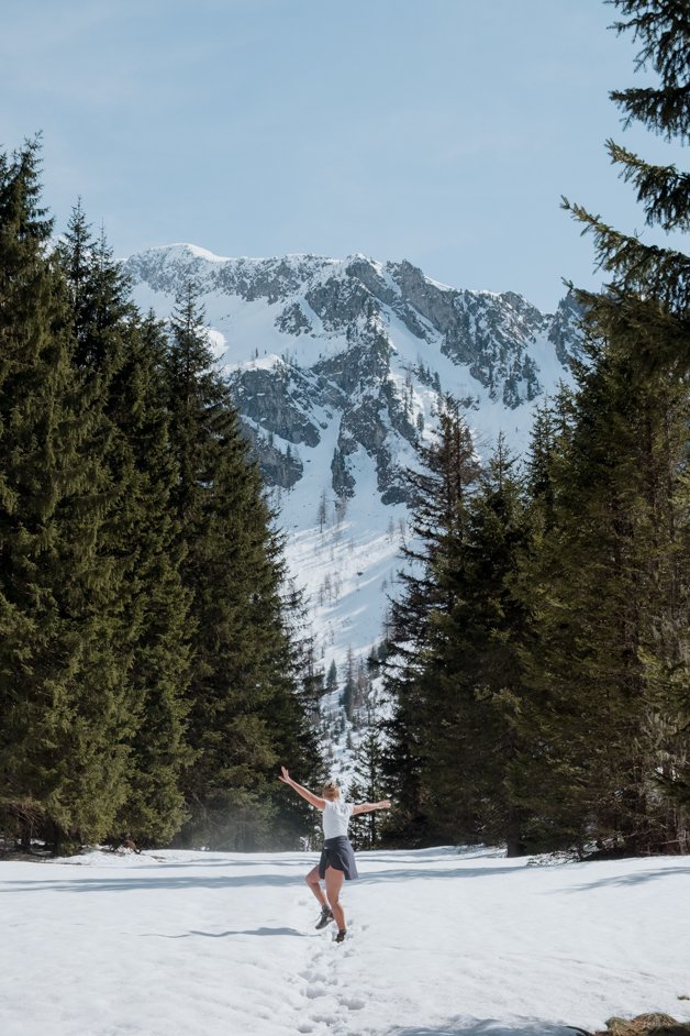 jana meerman schodersee lake hike austria-84