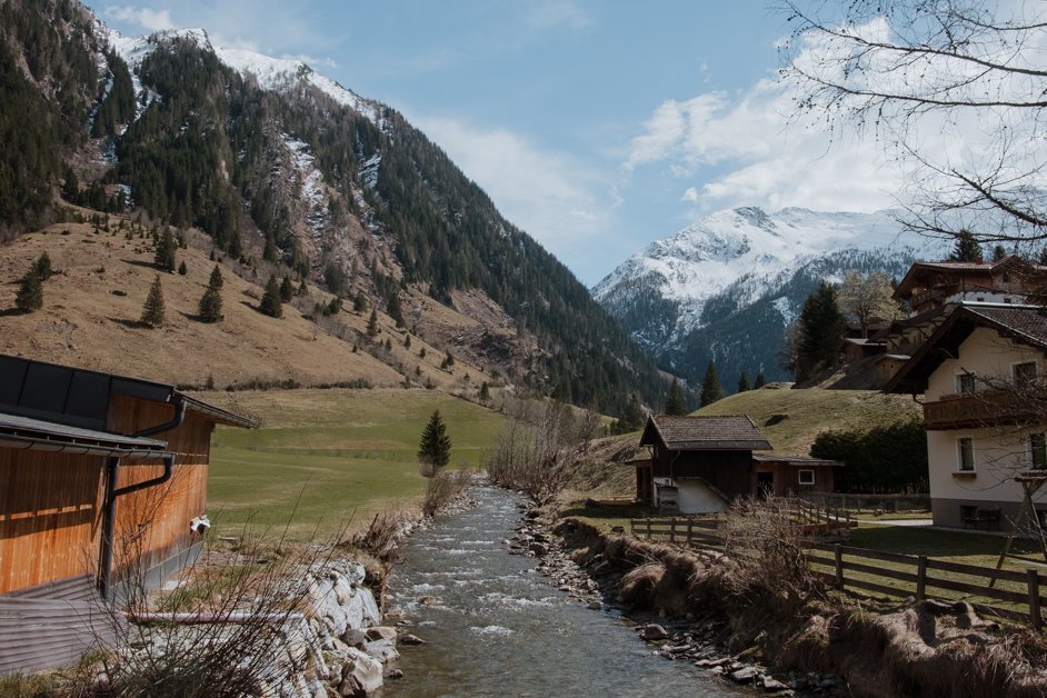 jana meerman schodersee lake hike austria-5