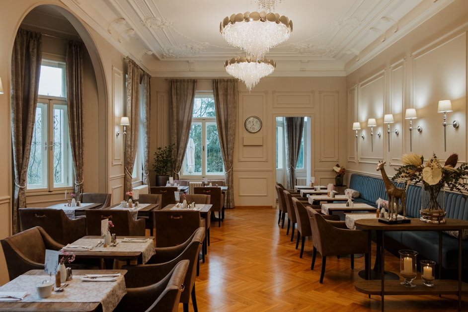 jana meerman villa julius emma pupp karlovy vary czechia-83