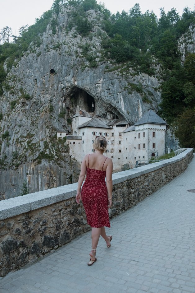 jana meerman predjama castle slovenia-15