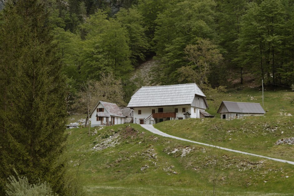 jana meerman soca valley slovenia-17
