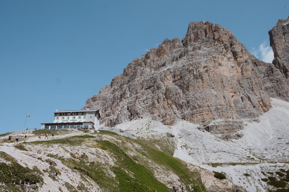 jana meerman cadini di misurina tre crime dolomites italy hike-08