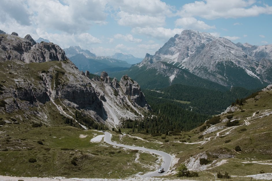 jana meerman cadini di misurina tre crime dolomites italy hike-1
