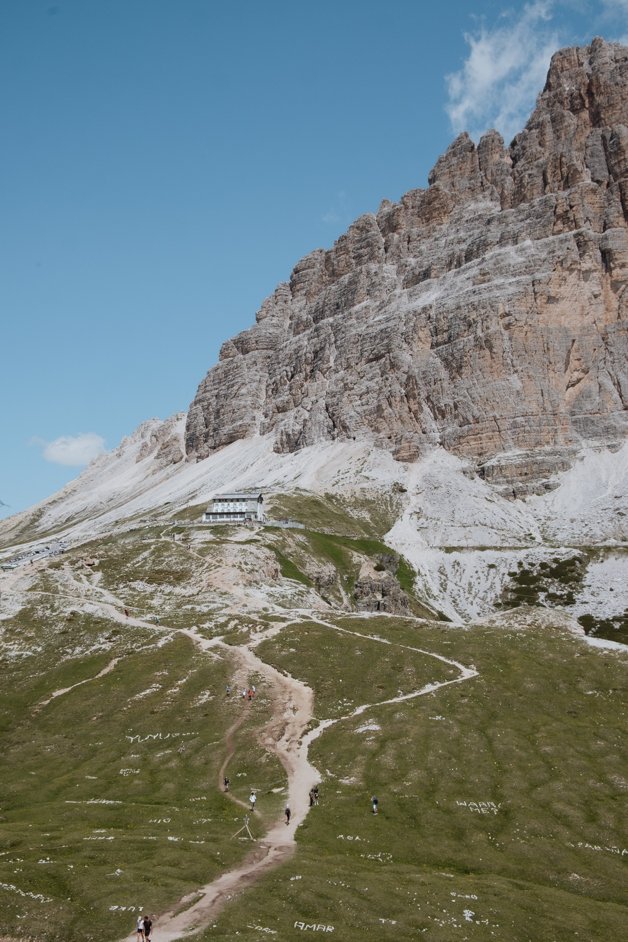 jana meerman cadini di misurina tre crime dolomites italy hike-08