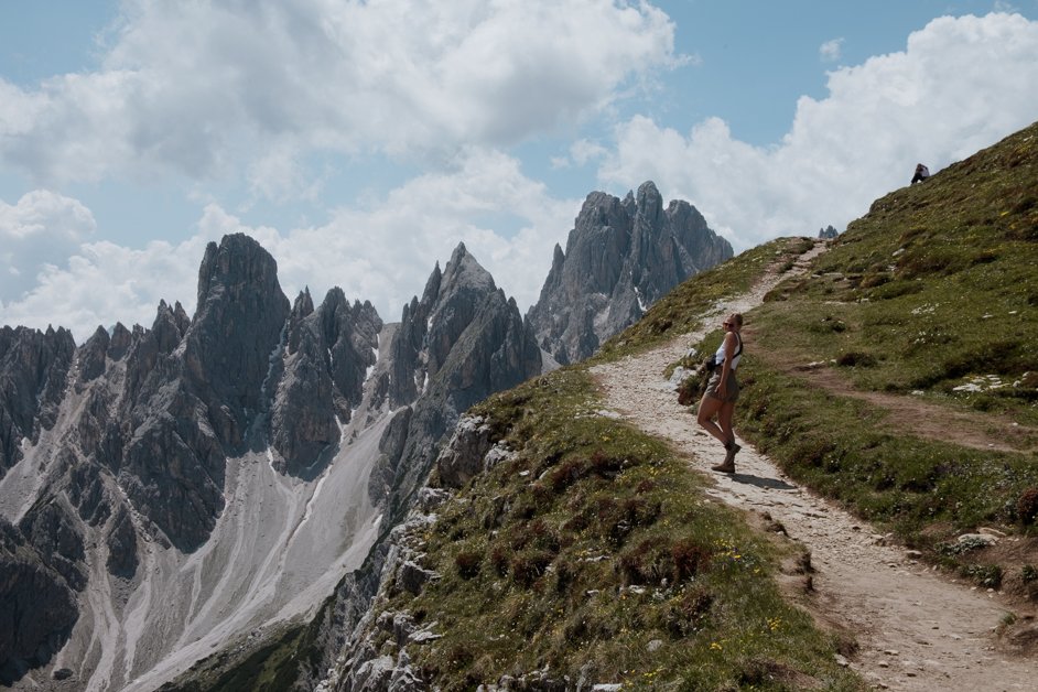 jana meerman cadini di misurina tre crime dolomites italy hike-20