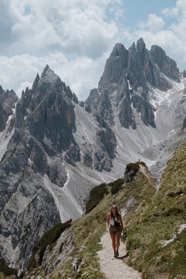 jana meerman cadini di misurina tre crime dolomites italy hike-20