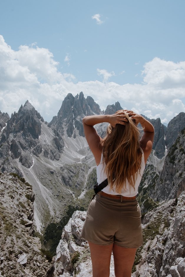 jana meerman cadini di misurina tre crime dolomites italy hike-20