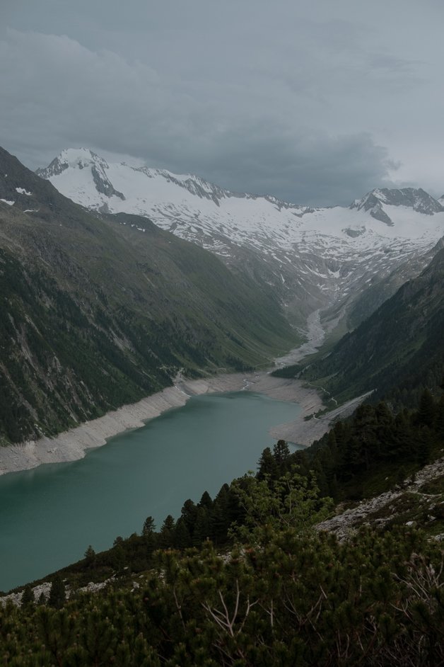 jana meerman olpererhutte hike tyrol austria-15