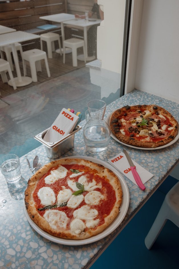 jana meerman pizza bussi ciao vienna austria-1