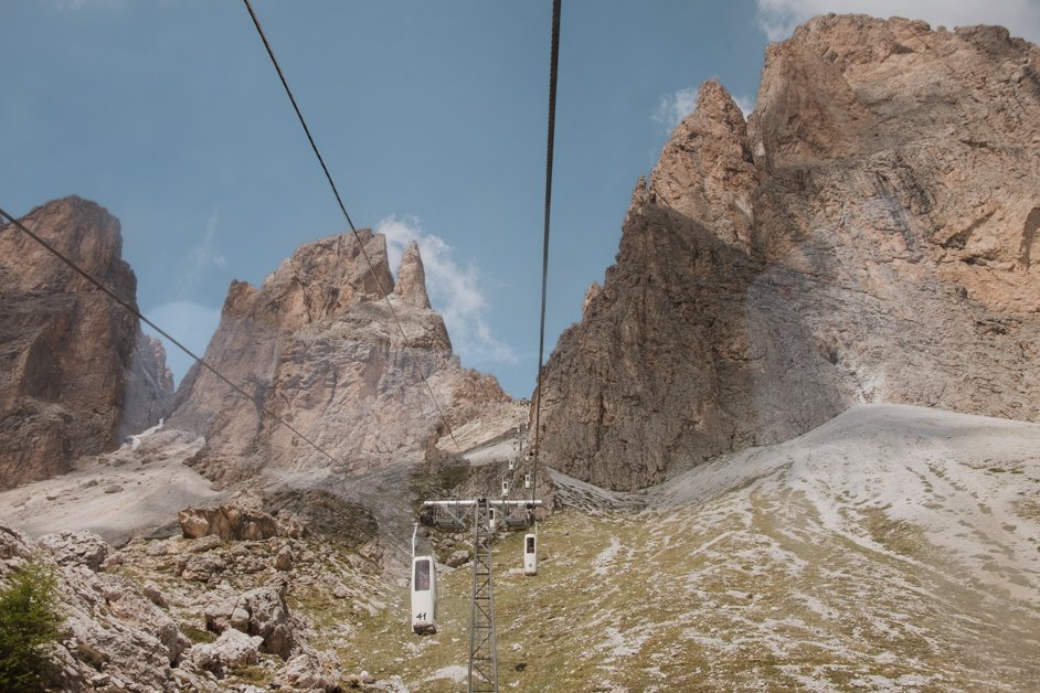 jana meerman sassolungo cable car dolomites italy-03
