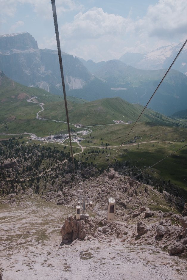 jana meerman sassolungo cable car dolomites italy-03