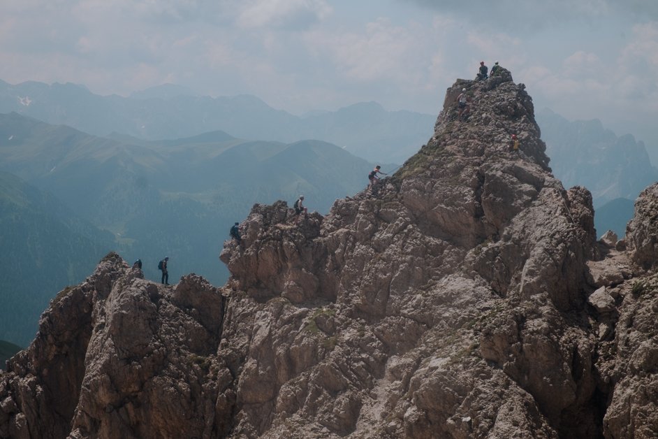 jana meerman sassolungo cable car dolomites italy-03