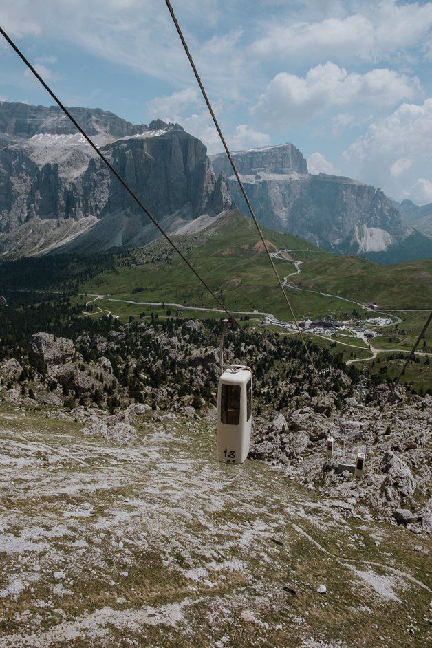 jana meerman sassolungo cable car dolomites italy-03