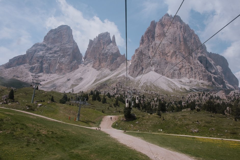 jana meerman sassolungo cable car dolomites italy-03