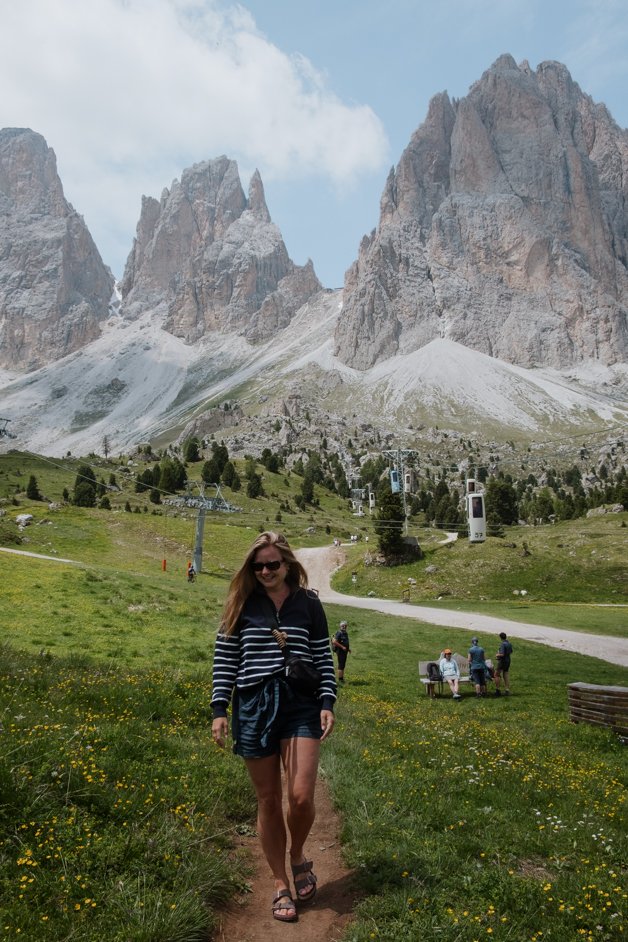 jana meerman sassolungo cable car dolomites italy-03