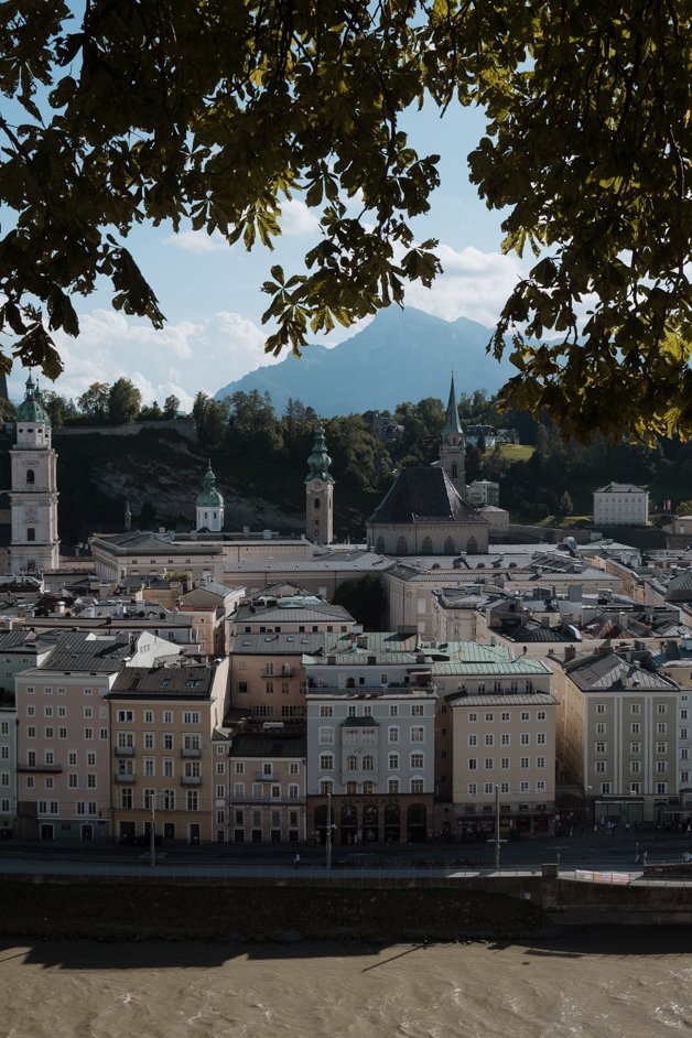 jana meerman kapuzinerberg salzburg viewpoint austria-4